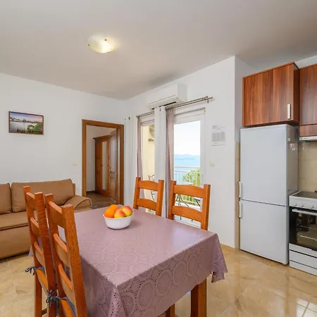 Lovely In With Wifi Apartamento